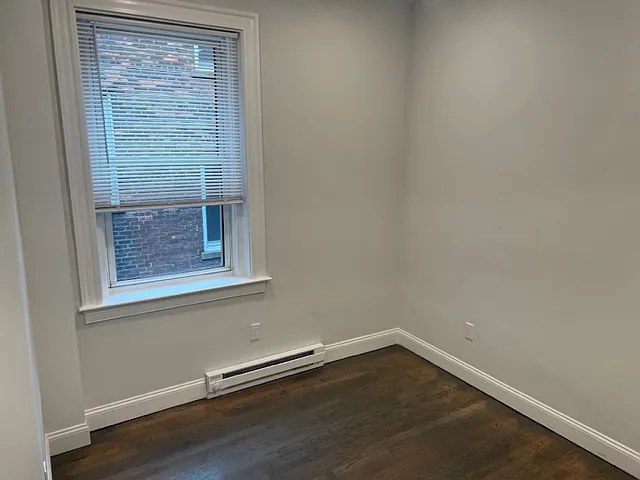 32 Queensberry St #10 — Photo 7