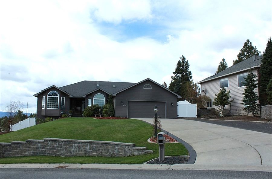 1st image of 5631 N Vista Grande Dr