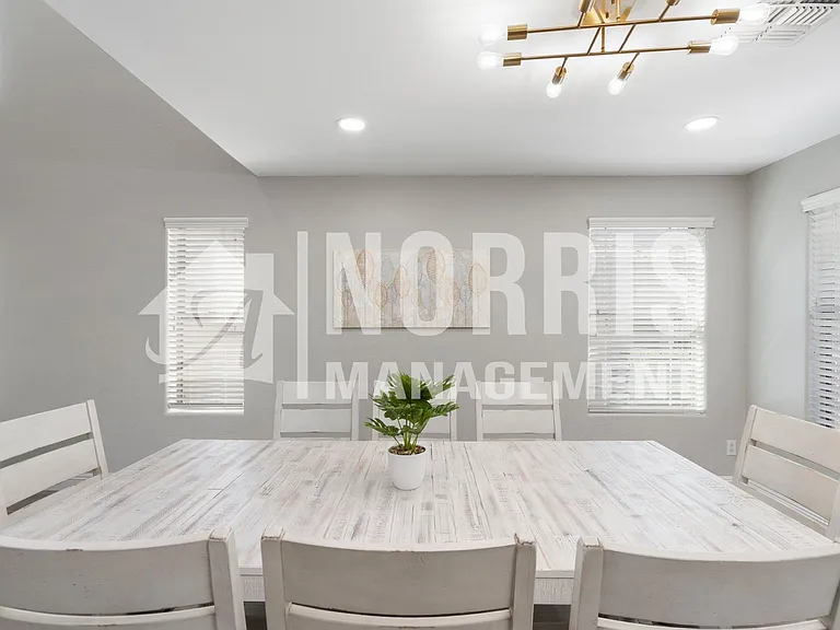 1553 E Alba Dr — Photo 4