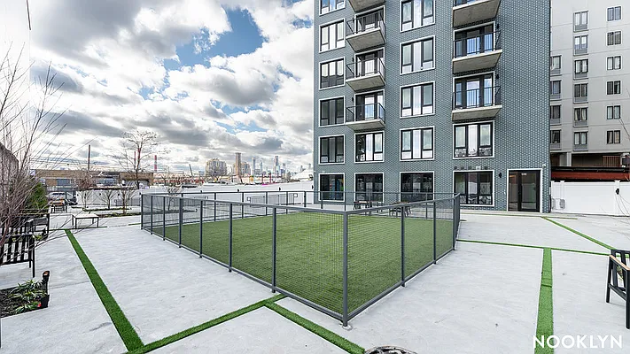 Rented by Nooklyn NYC LLC | media 19