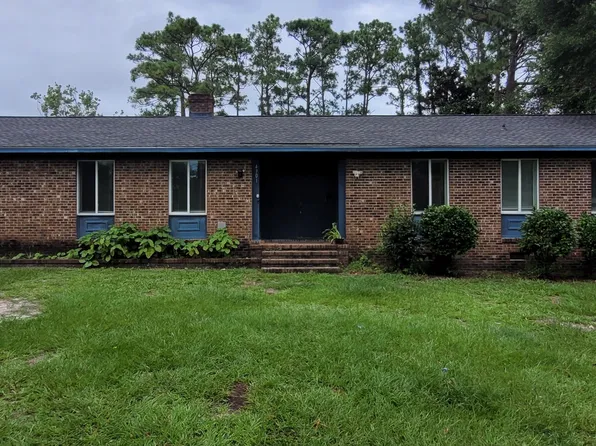 4901 Oriole Dr, Wilmington, NC 28403
