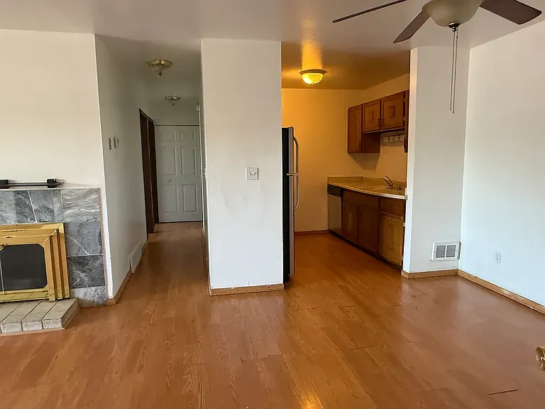7711 N 60th St #203G — Photo 2