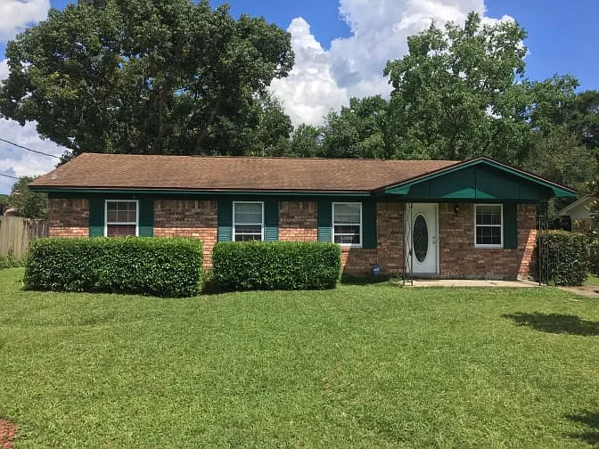 5712 Vestavia Ln