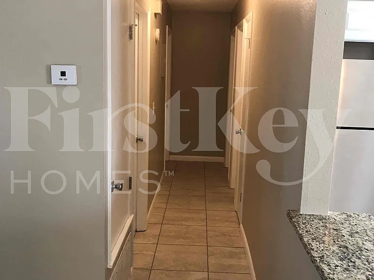 660 Flagler Dr — Photo 9