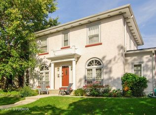 930 Linden Ave, Oak Park, IL 60302