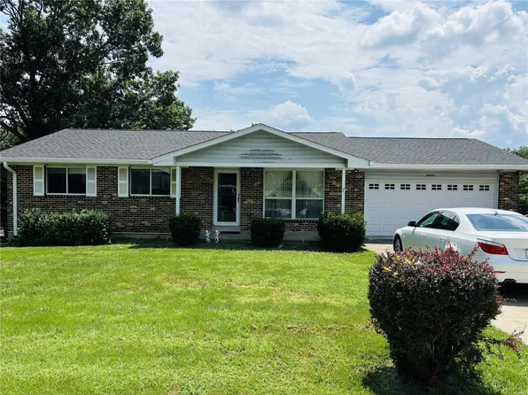 18 Edwards Cir, Union, MO 63084