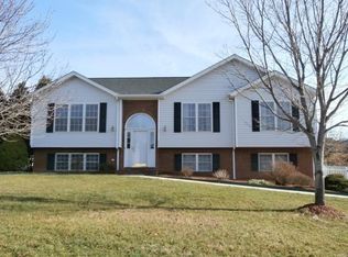 172 Eagle Rdg, Roanoke, VA 24012