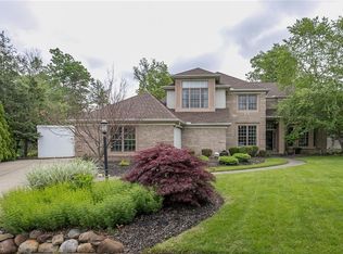 18445 Nantucket Row, Strongsville, OH