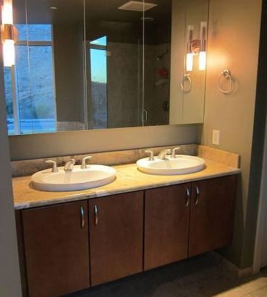 Master Bath w/ Dual Sinks