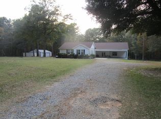 561 Columbia Road 25, Magnolia, AR 71753