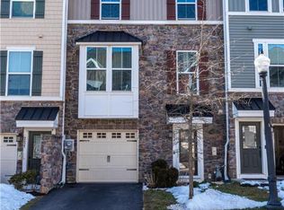 2431 Emanuel Ct, Easton, PA 18045