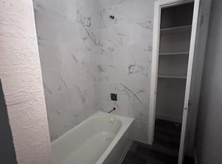 9110 Live Oak Ln, Fort Worth, TX 76179