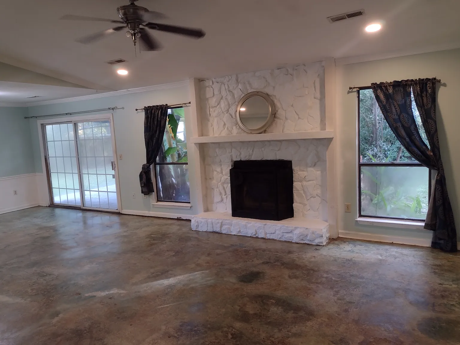 Ashley Ferry Rd, Charleston — Photo 3