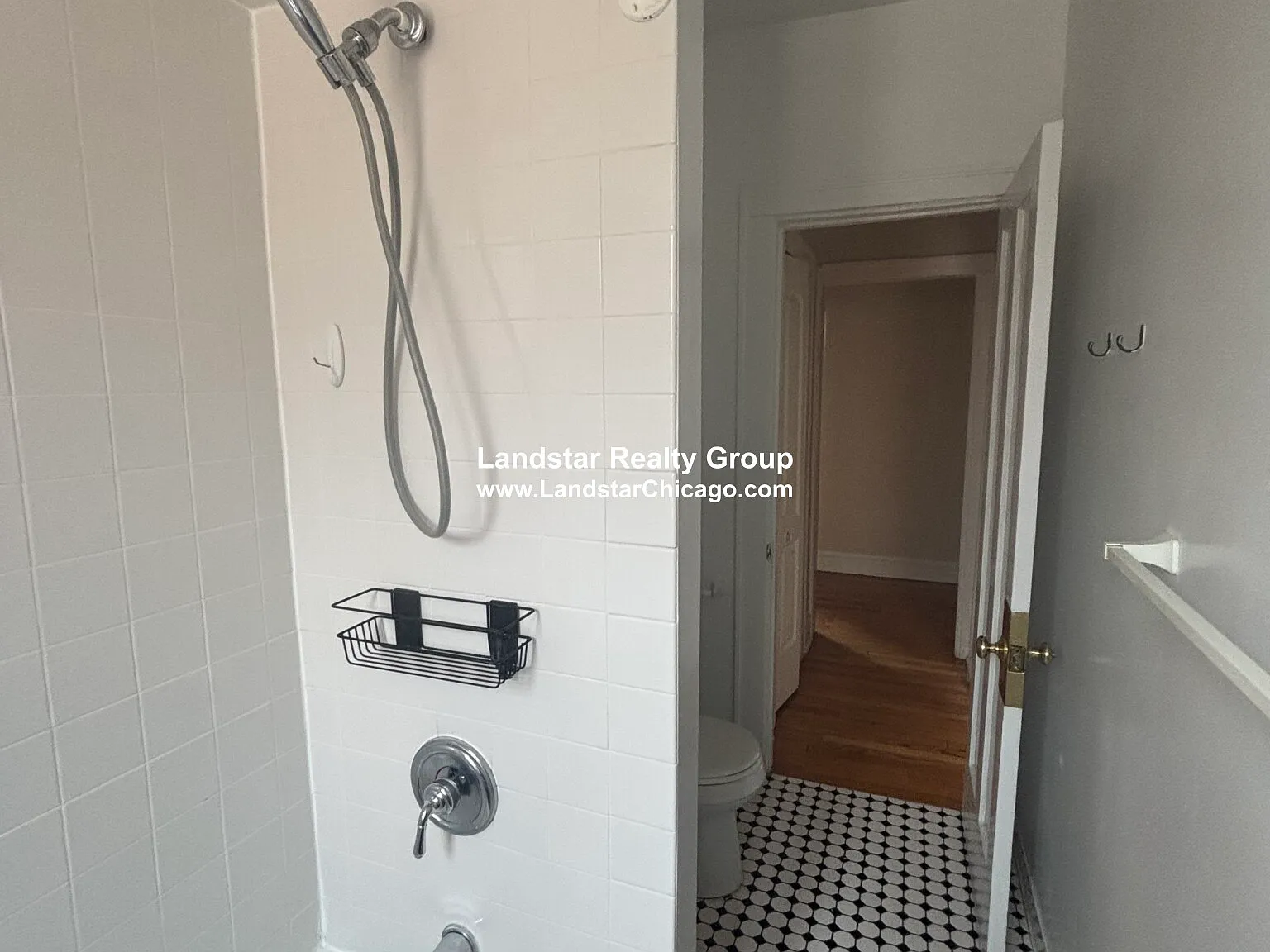 1 bed, 1.0 bath, $1,675 — Photo 2