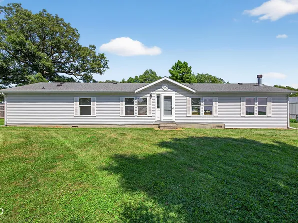 2557 S 900 W, Tipton, IN 46072