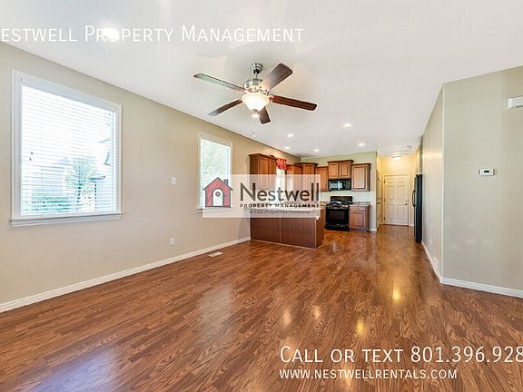 3rd image of 4672 W Firmont Dr