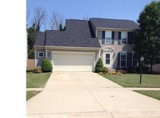 37868 Pebble Lake Trl, North Ridgeville, OH 44039