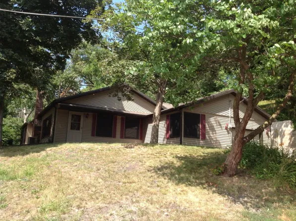 758 Miller Dr, Fort Dodge, IA 50501