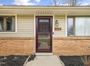 354 Shrewsbury St, Holland, OH 43528
