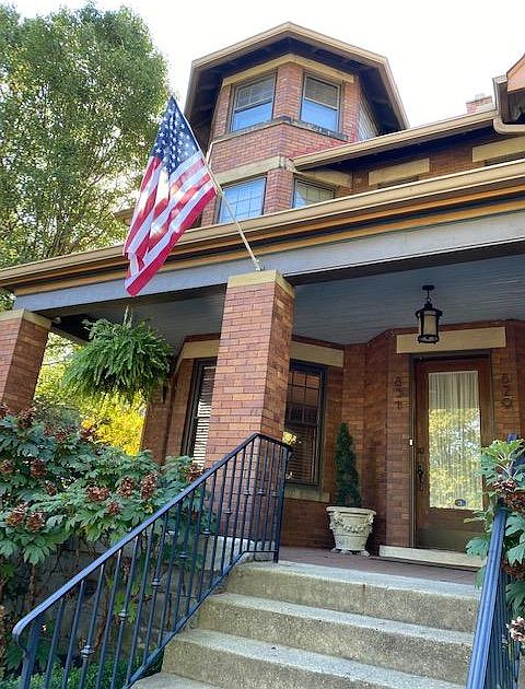 1st image of 831 Franklin Ave #831