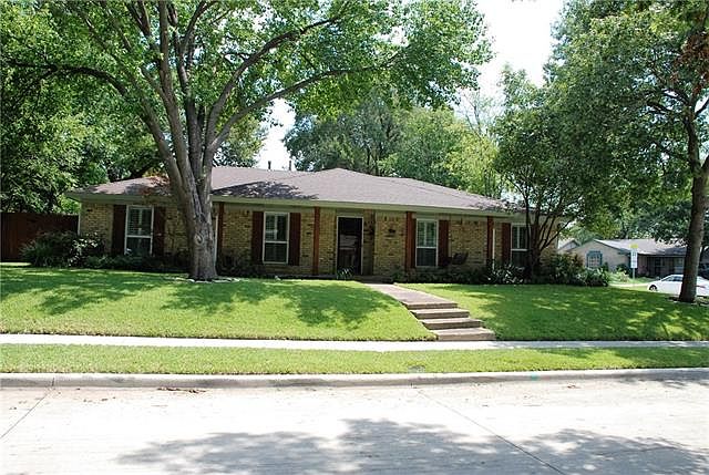 1st image of 1000 Edgefield Dr