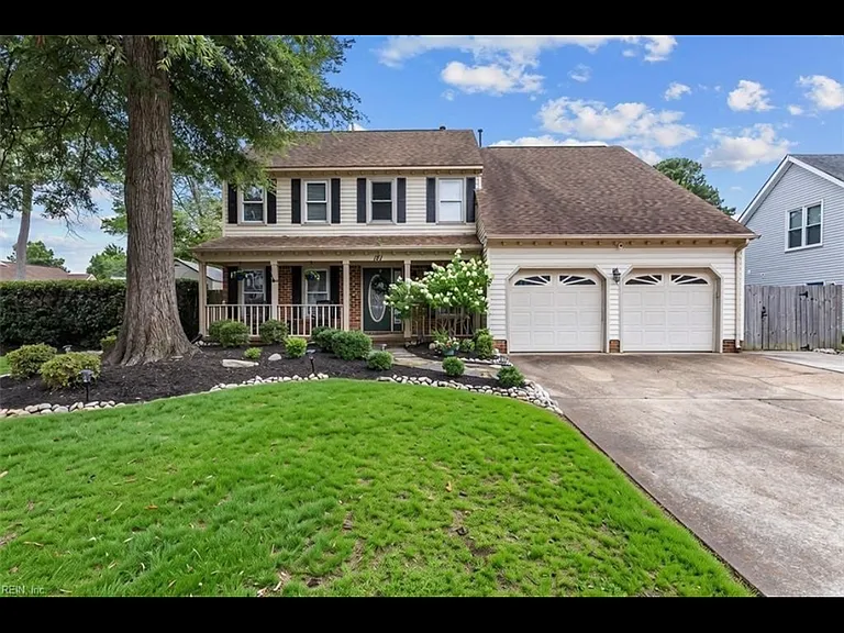181 Golden Maple Dr — Photo 1