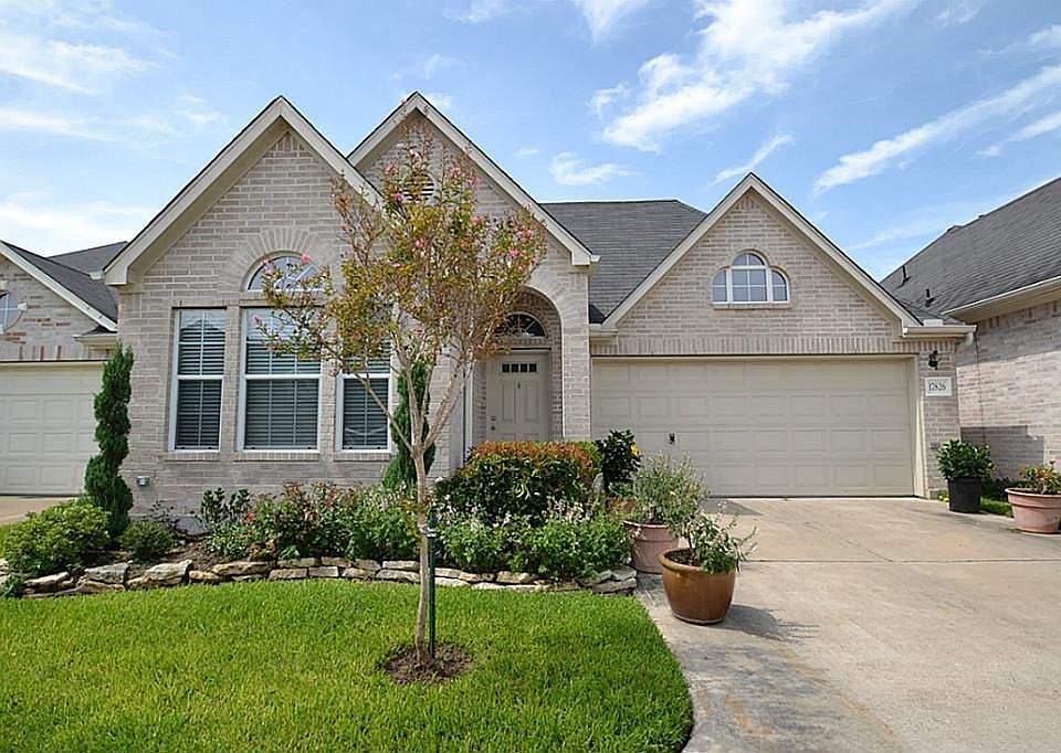 1st image of 17826 S White Tail Ct