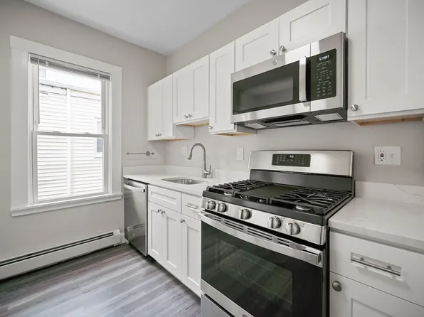 19 Crowell St #3, Dorchester Center, MA 02124