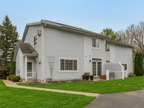 272 Zumbro Dr NW, Rochester, MN 55901