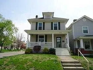 192 Progress Ave photo 1