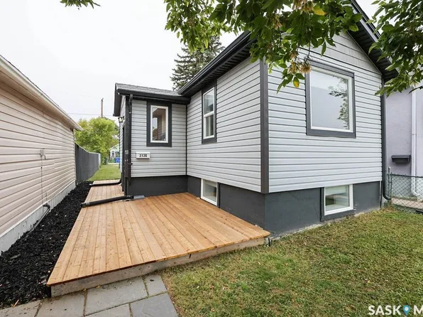 2136 McAra Street, Regina, SK S4N 2V8