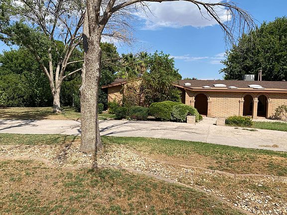 3rd image of 5453 La Estancia Cir