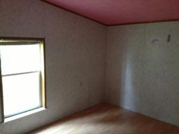 2nd image of 624 Farnsworth Ave