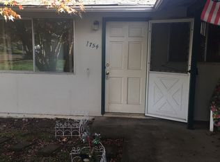 1754 Rainbow Loop, Springfield, OR 97477