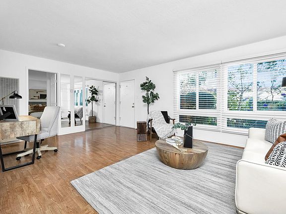 5th image of 3049 Los Prados St APT 122