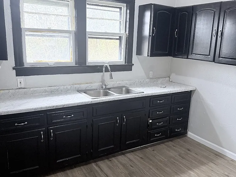 3723 Manola Ave — Photo 3