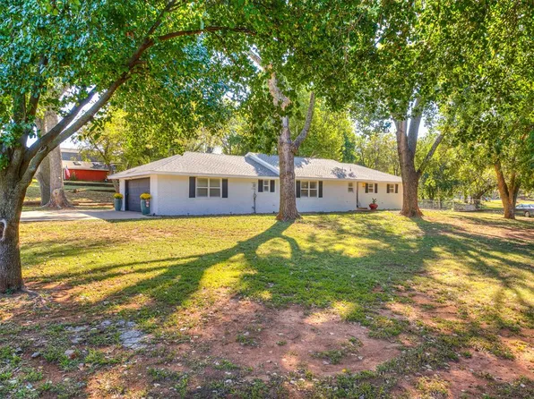12724 S Coltrane Rd, Edmond, OK 73034
