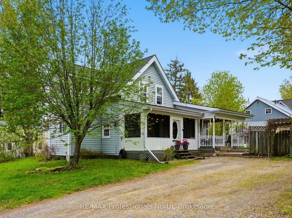 67 Young St, Bracebridge, ON P1L 1G7