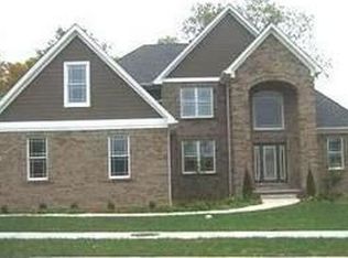 7018 Patriot Ct, Charlestown, IN 47111