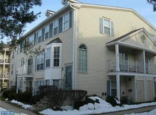 30 Cheverny Ct, Hamilton, NJ 08619