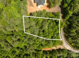 28 Awi Trl, Hendersonville, NC 28739
