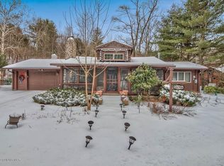 1085 Country Creek Ln, East Stroudsburg, PA