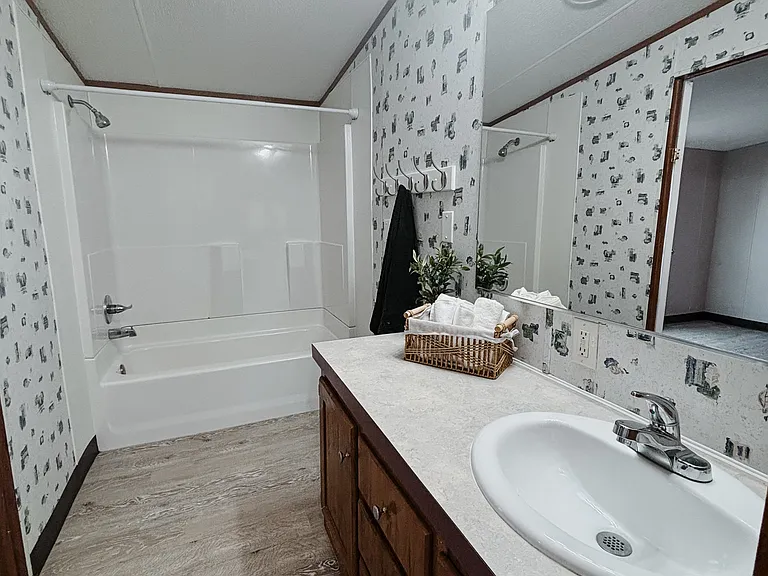 306 N A St — Photo 7