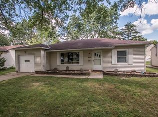 6935 Oakwood Rd, Parma Heights, OH 44130