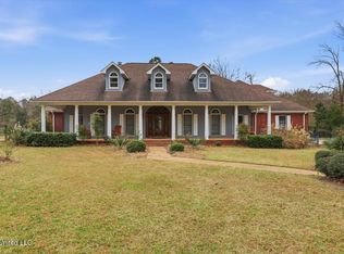 112 Saddle Creek Cv, Canton, MS 39046