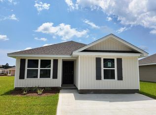 6573 Firefly Dr, Milton, FL 32583
