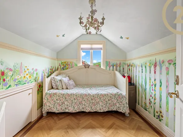 2723 Avenue P image 24 of 28