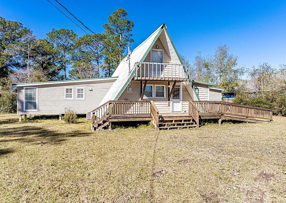 1st image of 756 Lakeside Dr