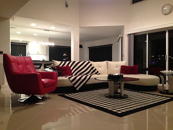 3rd image of 227 Bayside Dr