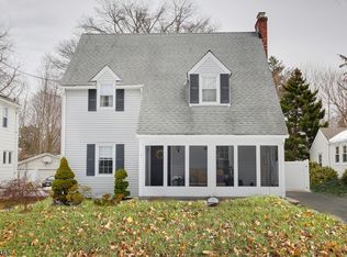 17 Carlyle Ave, Morris Plains, NJ
